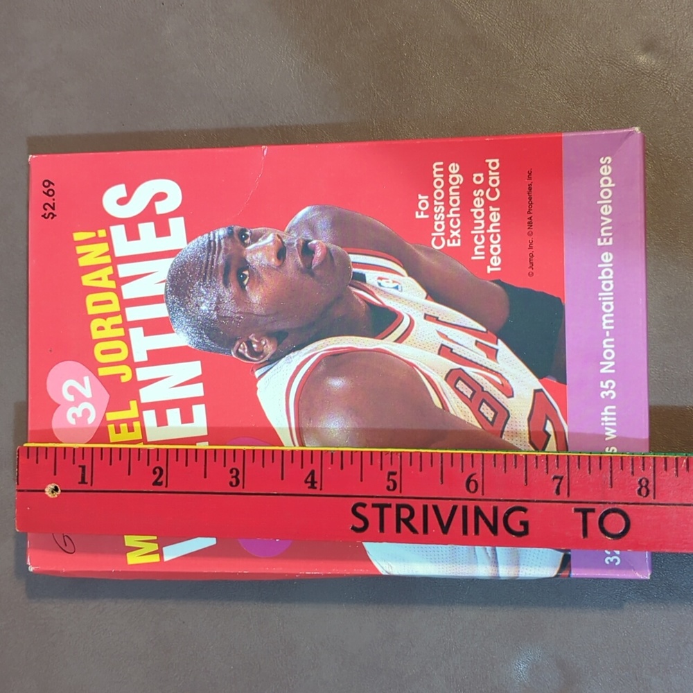 Michael Jordan Valentines by Gibson 32 +3 cut outs envelopes NBA Jump Inc - Picture 9 of 10